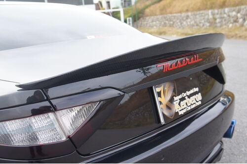 MASERATI グラントゥーリズモ K'sスタイル カーボンエアロキット取付