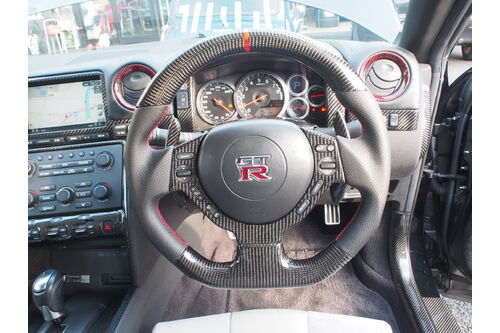 Nissan R35 Gt R 内装リアルカーボン施工 デモカー制作 欧州車 輸入車 外車をカスタムするならアクティブjapanへ